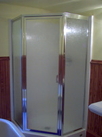 Neo-angle shower stall